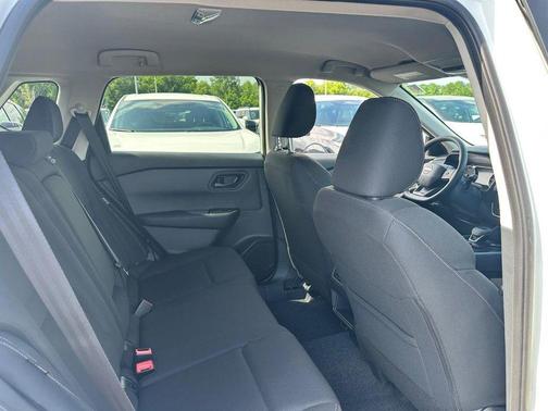 Glacier White 2026 Nissan Rogue S