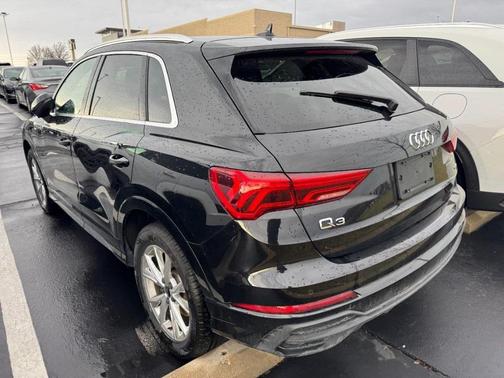 2023 Audi Q3 Premium 45 TFSI S line quattro Tiptronic