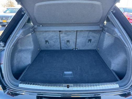 2023 Audi Q3 Premium 45 TFSI S line quattro Tiptronic