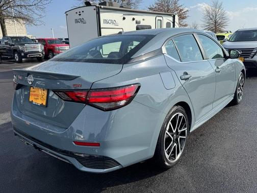2025 Nissan Sentra SR