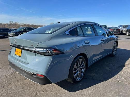 2026 Nissan Sentra SL