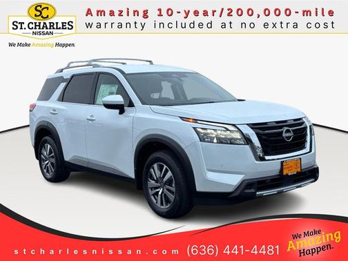 2025 Nissan Pathfinder SL 4WD