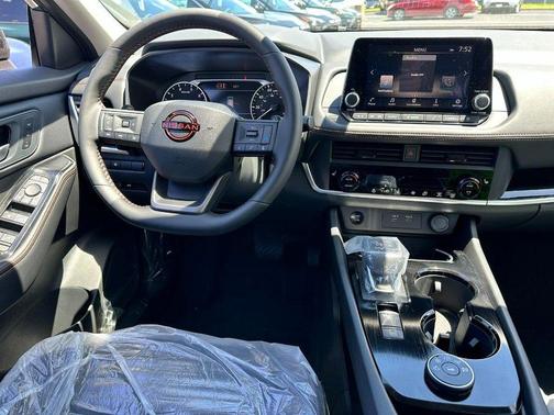 Obsidian Green 2026 Nissan Rogue Rock Creek