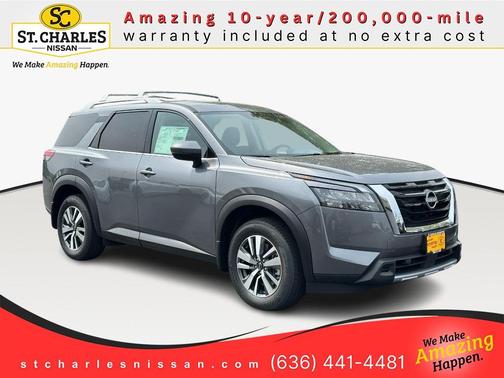 2025 Nissan Pathfinder SL