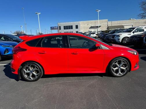 2016 Ford Focus ST 