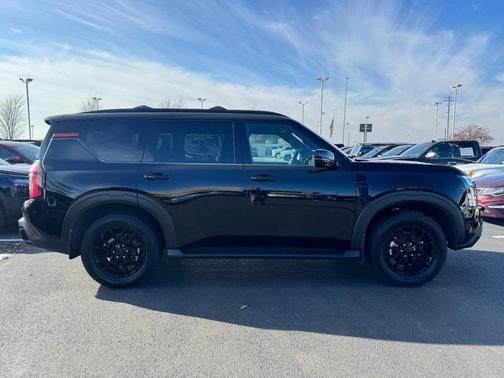 2025 Nissan Armada PRO-4X 4WD