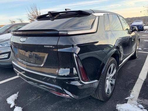 2024 Cadillac LYRIQ Tech