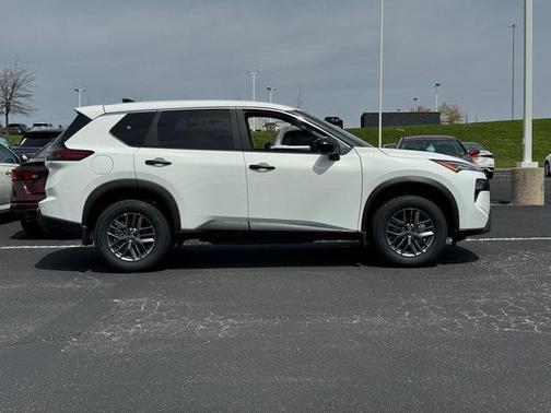 2025 Nissan Rogue S