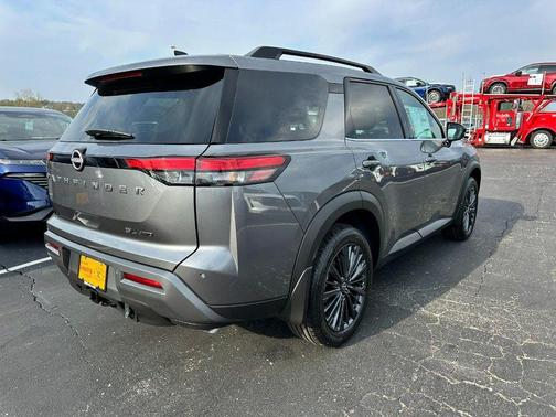 Gun Metallic 2026 Nissan Pathfinder SL