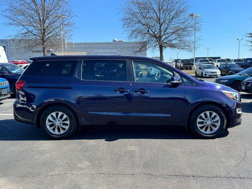 2020 Kia Sedona LX