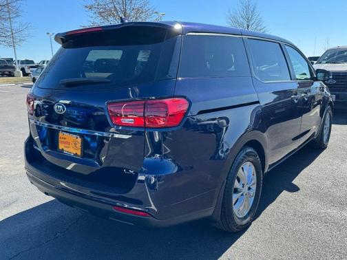 2020 Kia Sedona LX