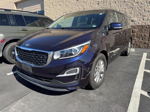 2020 Kia Sedona LX