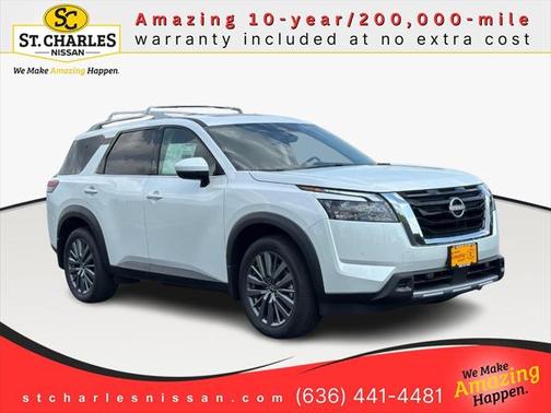 2025 Nissan Pathfinder SL