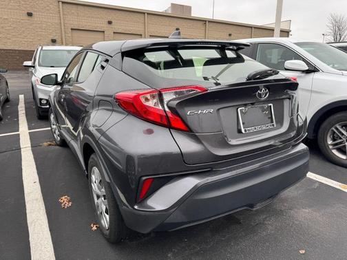 2021 Toyota C-HR LE