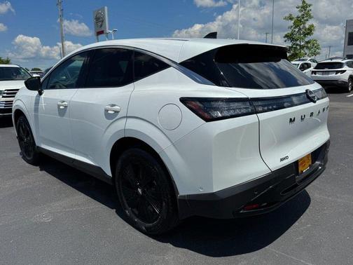 Everest White Pearl Tricoat 2025 Nissan Murano SV