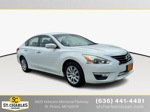 Pearl White Metallic 2013 Nissan Altima 2.5 S