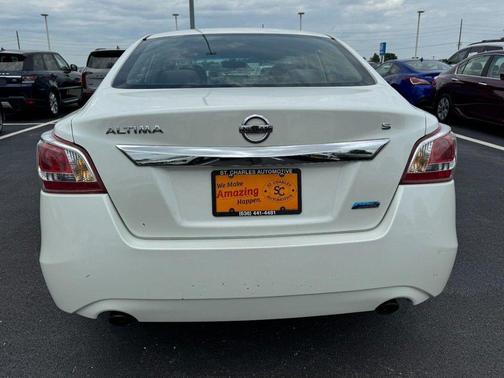 Pearl White Metallic 2013 Nissan Altima 2.5 S