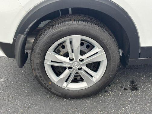 Fresh Powder 2025 Nissan Kicks S