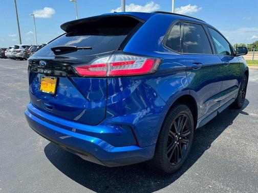 Atlas Blue Metallic 2024 Ford Edge ST Line