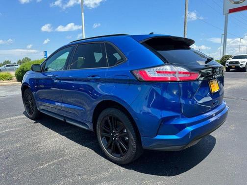 Atlas Blue Metallic 2024 Ford Edge ST Line
