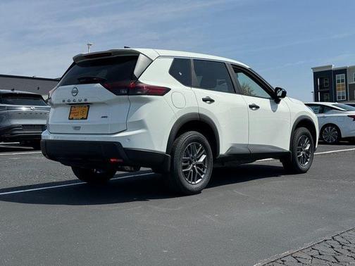 2025 Nissan Rogue S