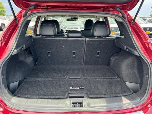 Scarlet Ember Pearl Metallic 2022 Nissan Rogue Sport SV