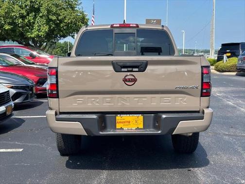 2022 Nissan Frontier PRO-4X