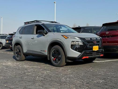 2025 Nissan Rogue Rock Creek