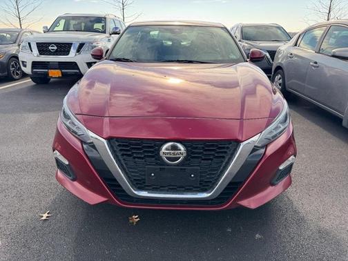 2022 Nissan Altima 2.5 SV