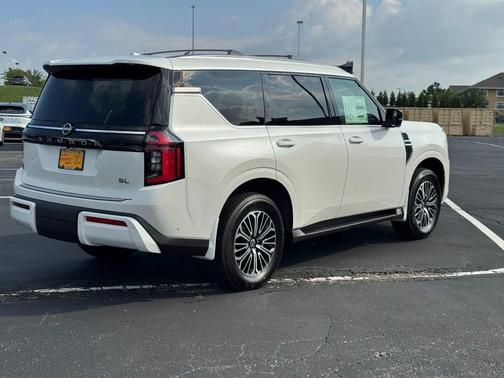 2025 Nissan Armada SL