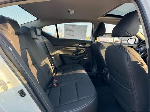 2025 Nissan Altima 2.5 SL