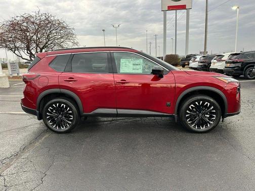 2026 Nissan Rogue Dark Armor