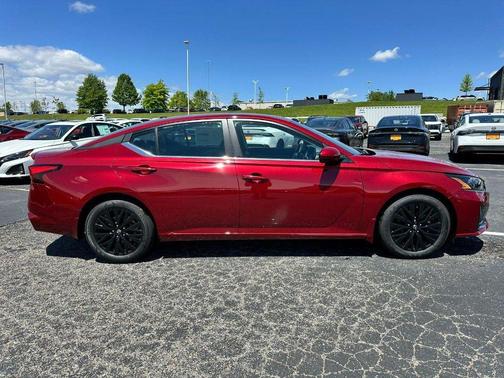 Scarlet Ember Tintcoat 2026 Nissan Altima 2.5 SV
