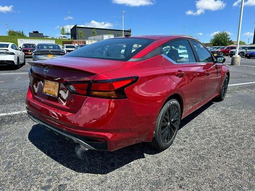 Scarlet Ember Tintcoat 2026 Nissan Altima 2.5 SV