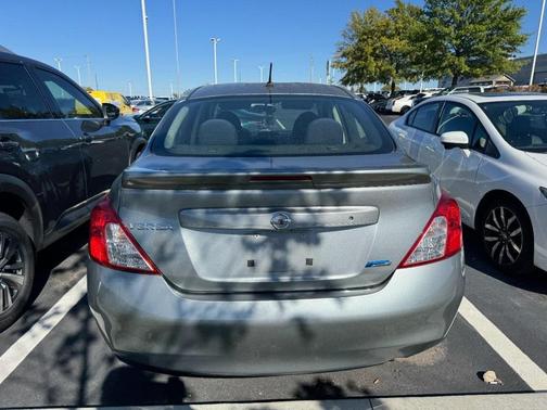2013 Nissan Versa 1.6 S+