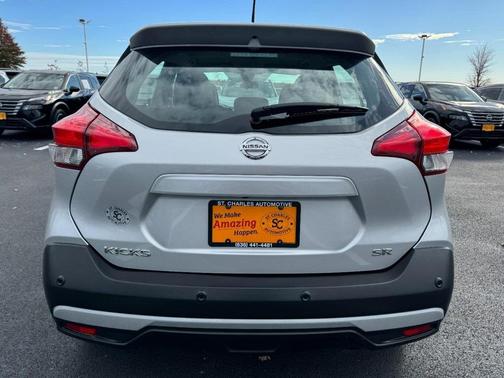 2020 Nissan Kicks SR
