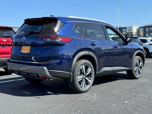 2025 Nissan Rogue SL