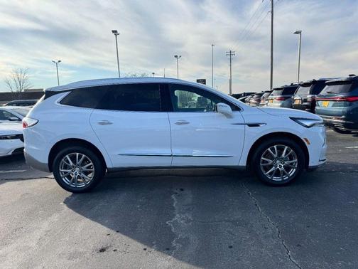 2022 Buick Enclave AWD Premium