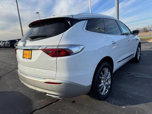 2022 Buick Enclave AWD Premium