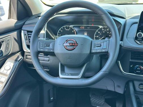 Everest White Pearl Tricoat 2026 Nissan Rogue Rock Creek