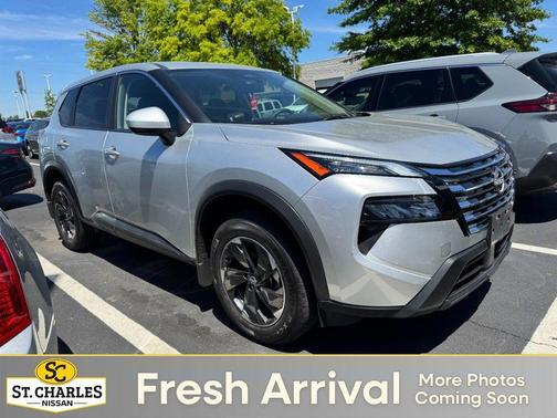 Brilliant Silver Metallic 2025 Nissan Rogue SV