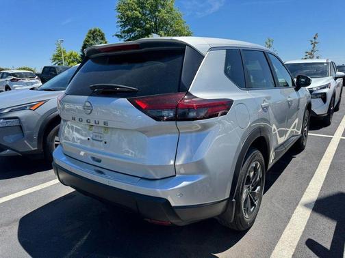 Brilliant Silver Metallic 2025 Nissan Rogue SV