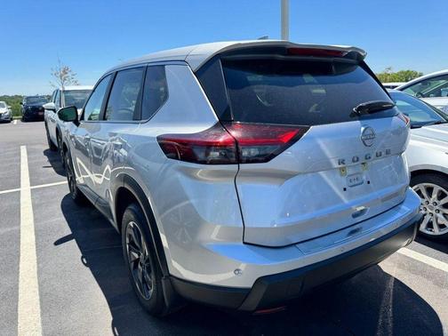 Brilliant Silver Metallic 2025 Nissan Rogue SV