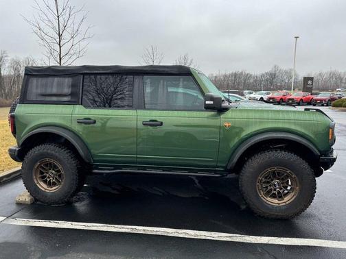 2022 Ford Bronco Badlands