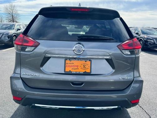 2020 Nissan Rogue SV