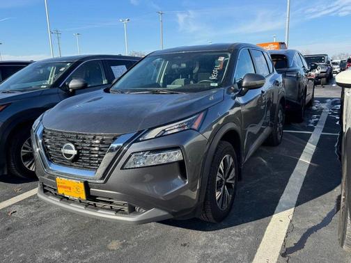 2022 Nissan Rogue SV