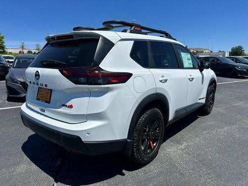 Everest White Pearl Tricoat 2026 Nissan Rogue Rock Creek