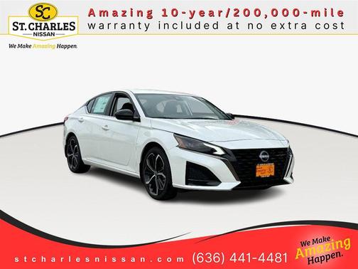 Pearl White Tricoat 2025 Nissan Altima SR FWD