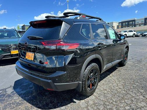 Super Black 2026 Nissan Rogue Rock Creek