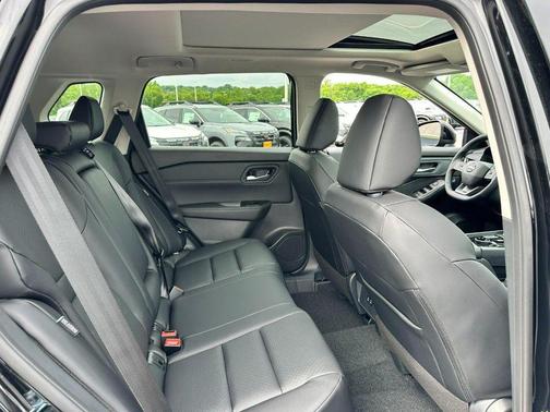 Super Black 2026 Nissan Rogue Dark Armor